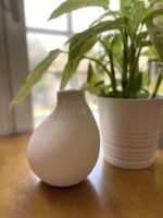 Beaded Vase (S)